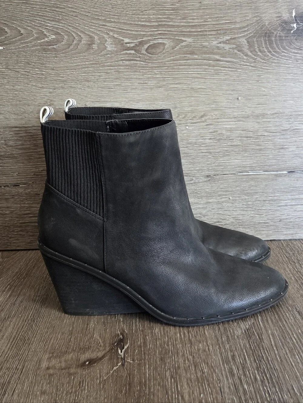 DR SCHOLLS Black Side Stretch Panels Studded Mania Wedge Leather Boots Sz 11